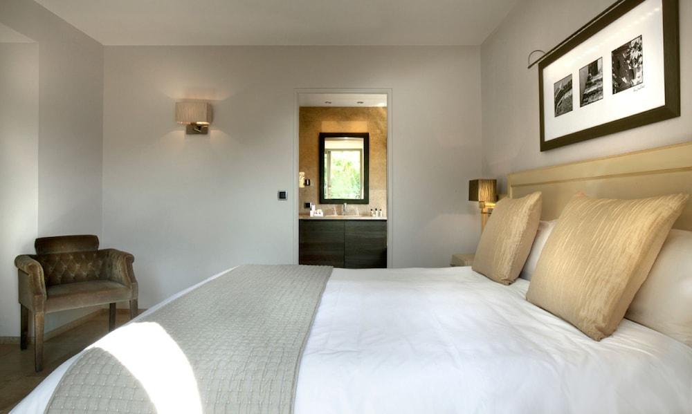 Residence Hoteliere 4 Etoiles Les Mas Du Grand Vallon Mougins Luaran gambar