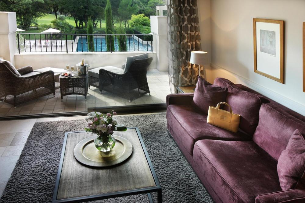 Residence Hoteliere 4 Etoiles Les Mas Du Grand Vallon Mougins Luaran gambar