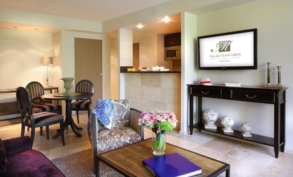 Residence Hoteliere 4 Etoiles Les Mas Du Grand Vallon Mougins Luaran gambar