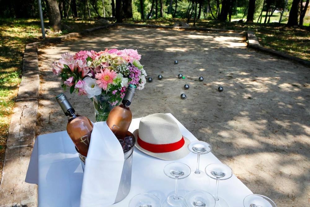 Residence Hoteliere 4 Etoiles Les Mas Du Grand Vallon Mougins Luaran gambar