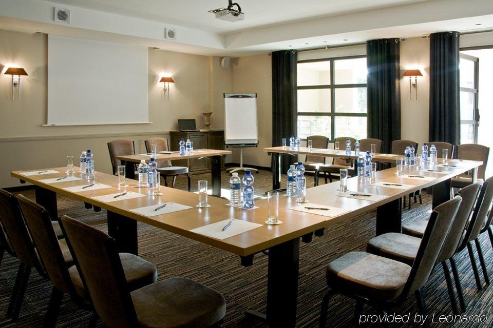 Residence Hoteliere 4 Etoiles Les Mas Du Grand Vallon Mougins Perniagaan gambar